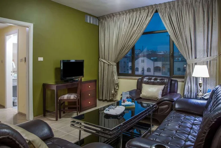 Амман: Days Inn by Wyndham Hotel Suites Amman