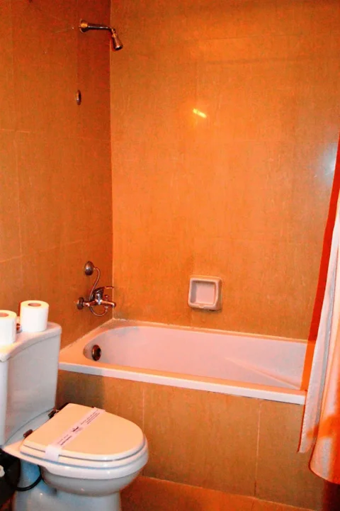 Амман: Gondola Hotel and Suites