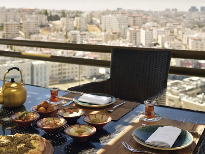 Амман: Movenpick Hotel Amman (ex Holiday Inn Amman)