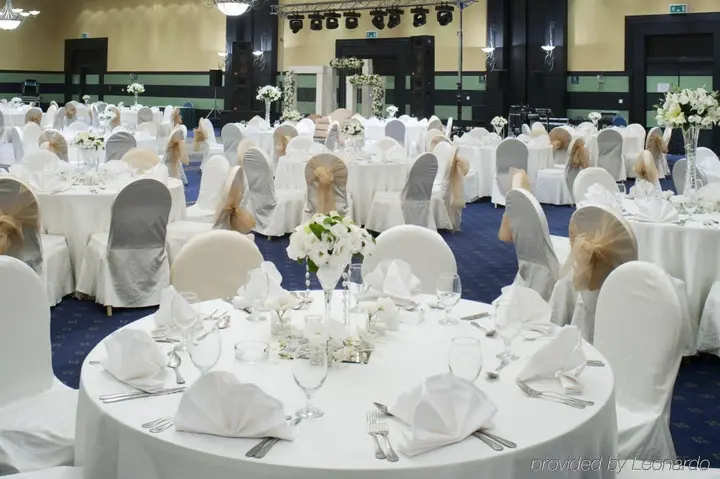 Амман: Movenpick Hotel Amman (ex Holiday Inn Amman)