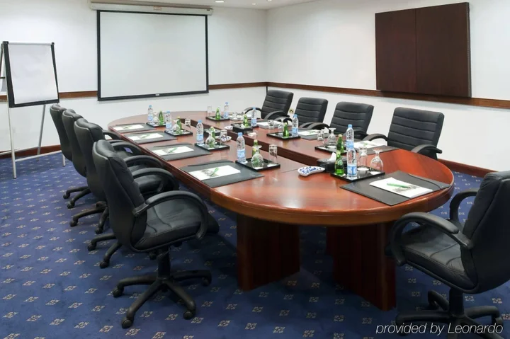 Амман: Movenpick Hotel Amman (ex Holiday Inn Amman)