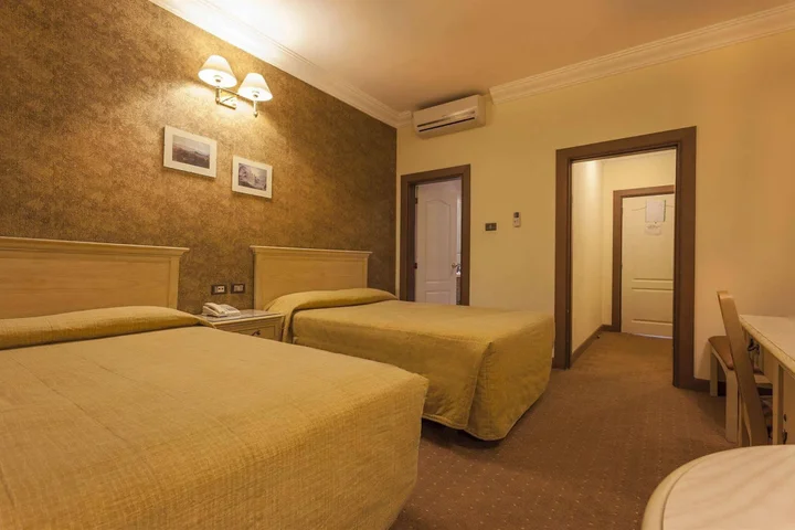 Амман: Amman West Hotel