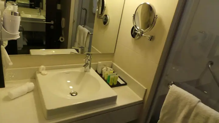 Амман: Amman Airport Hotel