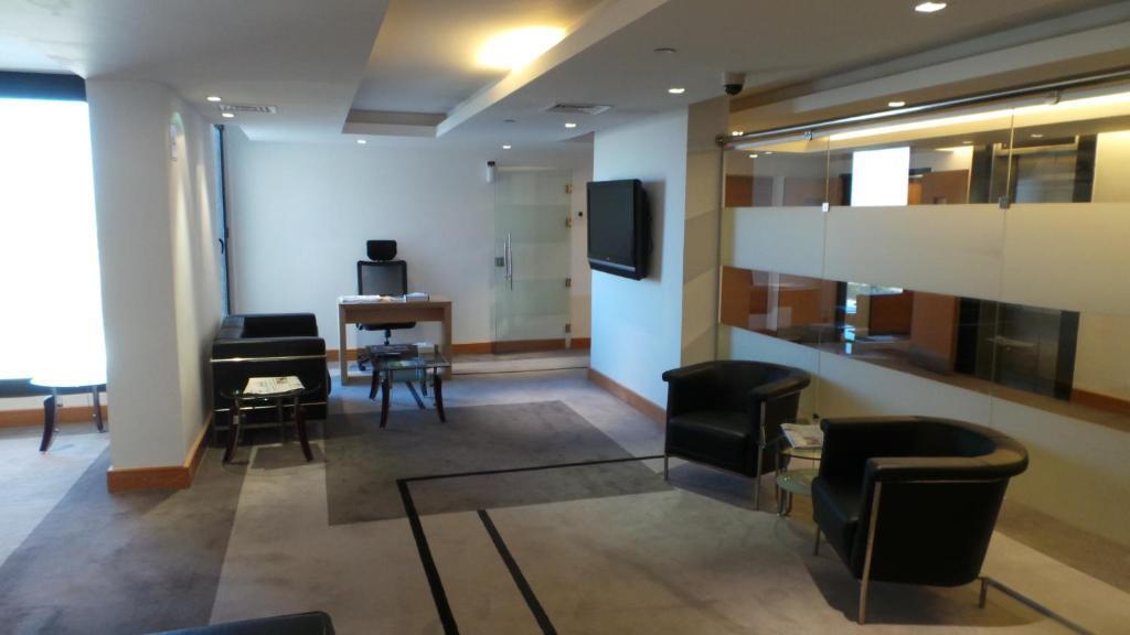 Амман: Amman Airport Hotel