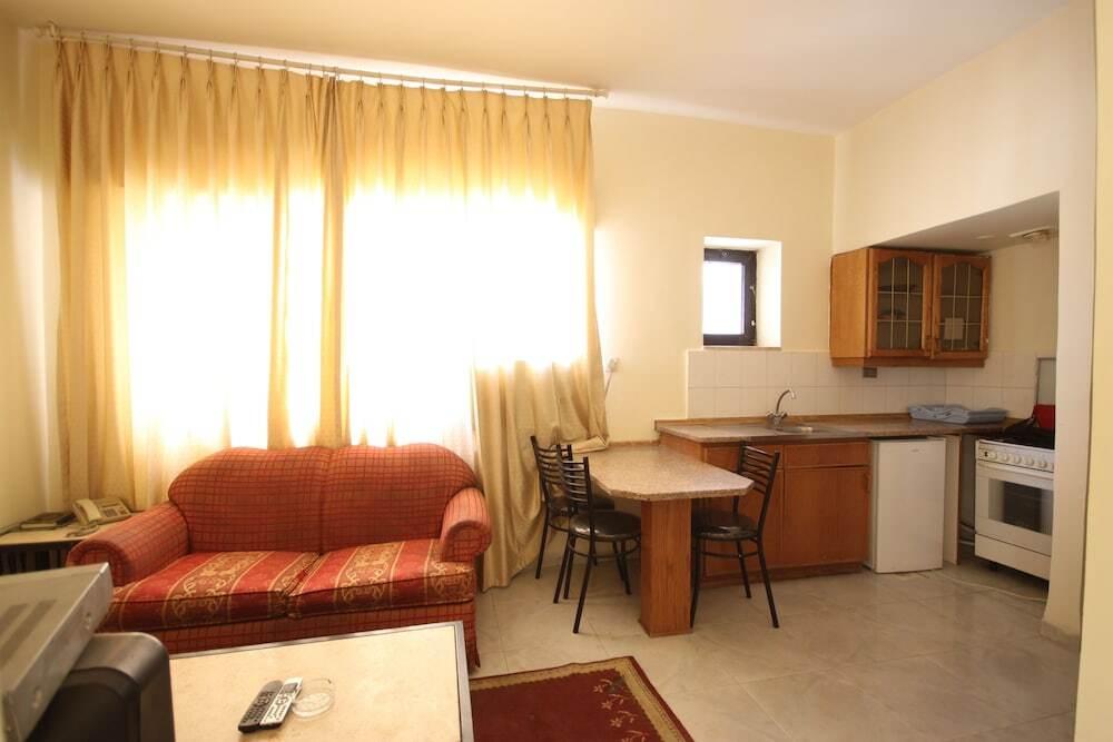 Амман: Al Waha Furnished Apartments