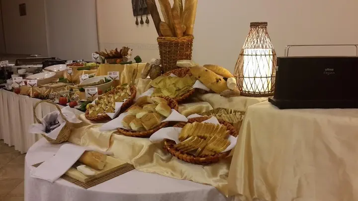 Вади-Муса: Montreal Hotel - Al Shobak