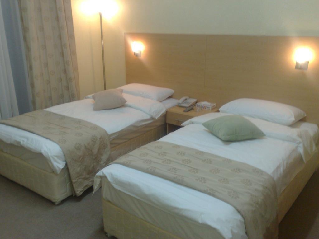 Вади-Муса: Montreal Hotel - Al Shobak
