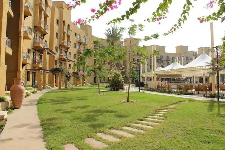 Солт: Lagoon Hotel & Resort