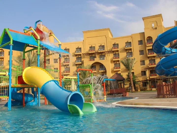 Солт: Lagoon Hotel & Resort