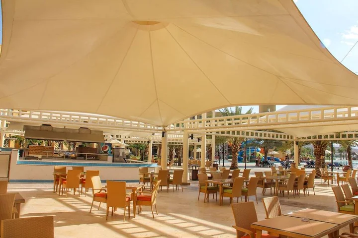 Солт: Lagoon Hotel & Resort