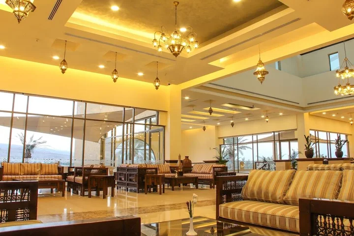 Солт: Lagoon Hotel & Resort