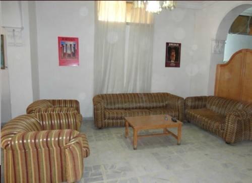 Солт: Al Hummar Restaurant and Hotel