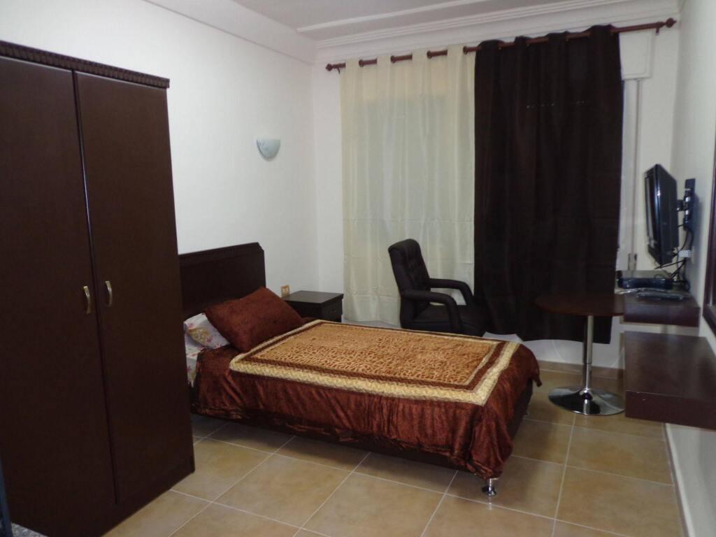 Солт: Al Fawanes Hotel Apartments