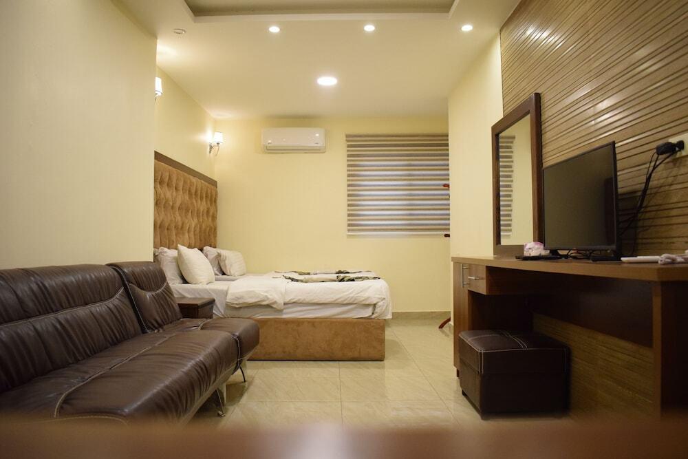 Солт: Noor Hotel Apartments