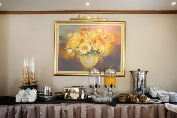 Амман: Capri Hotel Suites