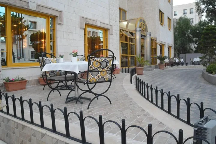 Амман: Capri Hotel Suites