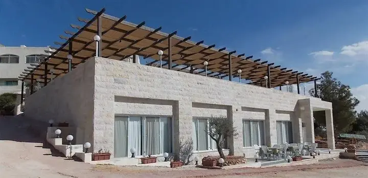 Солт: Olive Branch Hotel