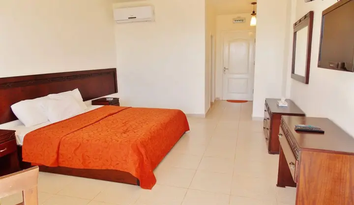 Солт: Olive Branch Hotel