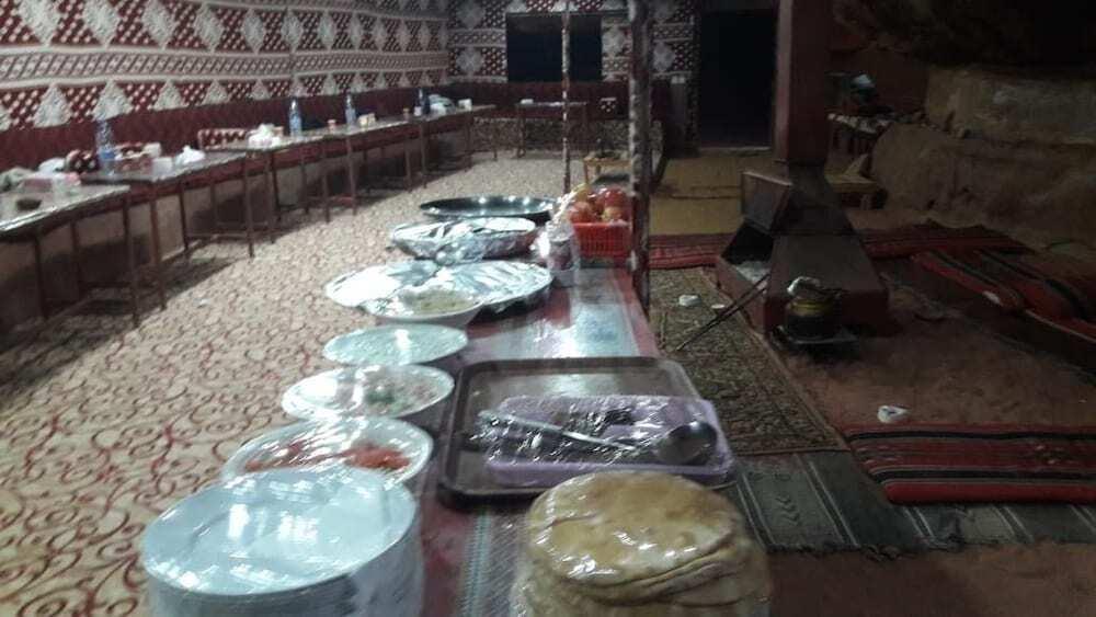 Вади-Рум: Bedouin Sunrise camp