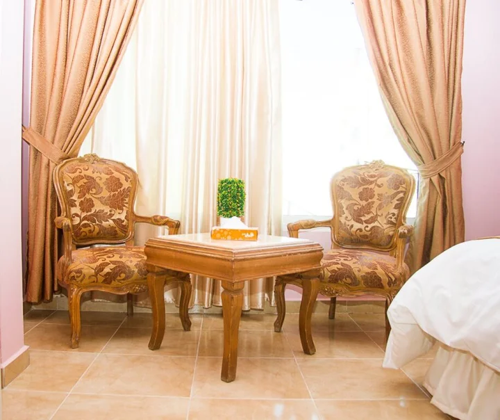 Вади-Муса: Al Anbat Midtown Hotel