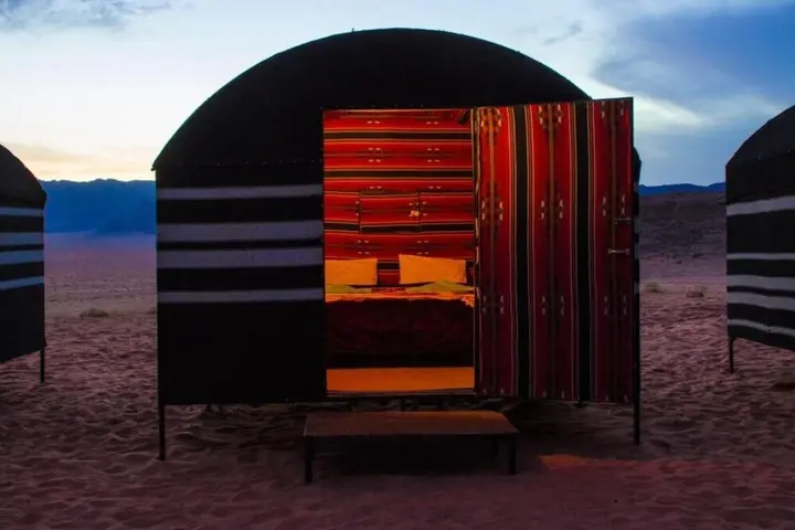 Вади-Рум: The Bedouin Meditation Camp