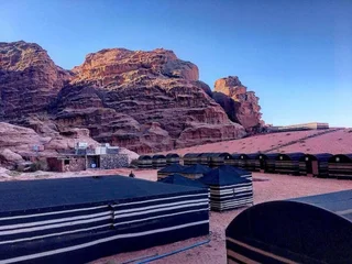 Вади-Рум: The Bedouin Meditation Camp