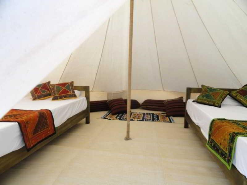 Петра: The Rock Camp