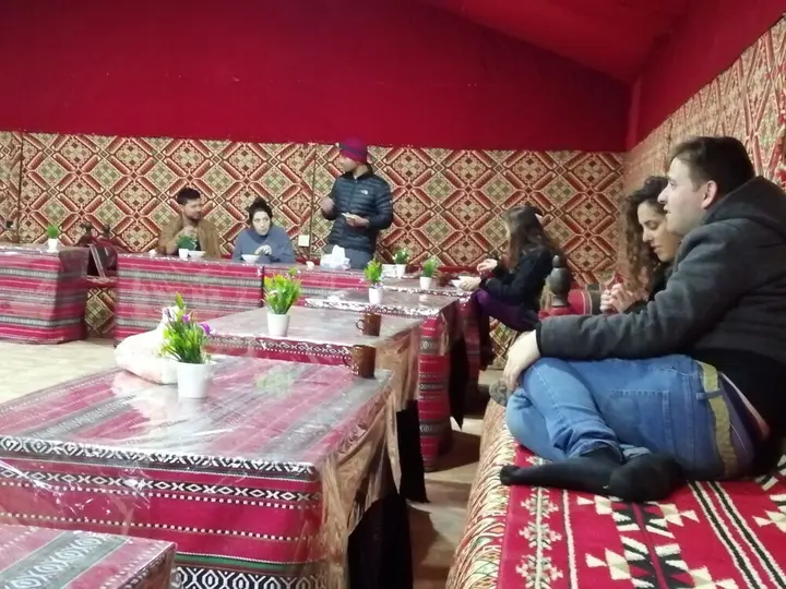 Вади-Рум: Black Irish Camp and Tours