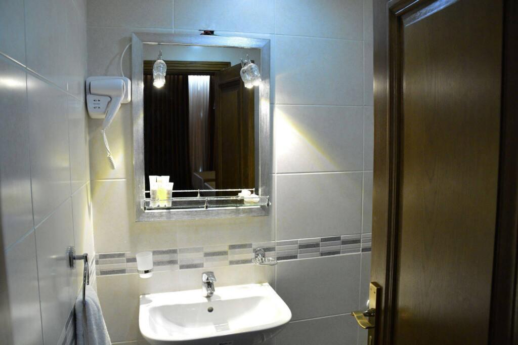 Амман: Amerie Suites Hotel