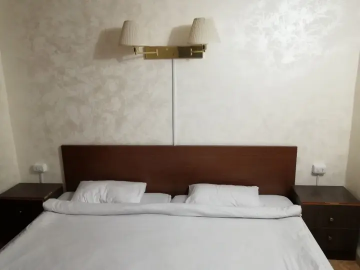 Амман: Al-Houriat Hotel