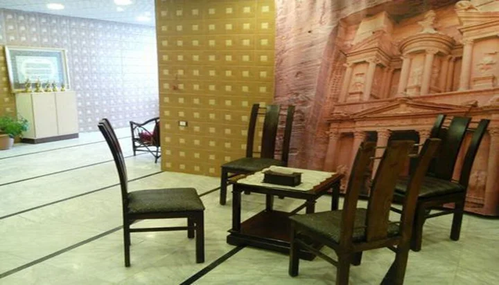 Амман: Al-Houriat Hotel