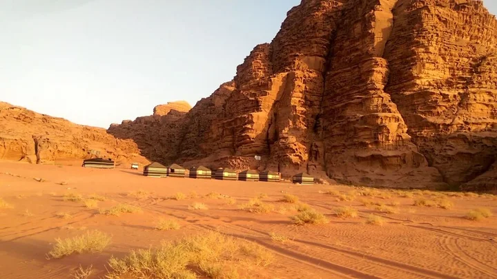 Вади-Рум: Beyond Wadi Rum Camp