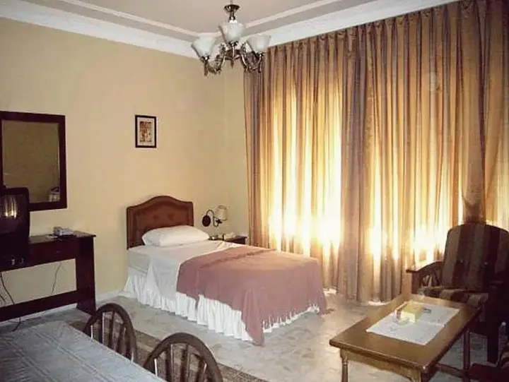 Амман: Al Narjis Hotel Suites