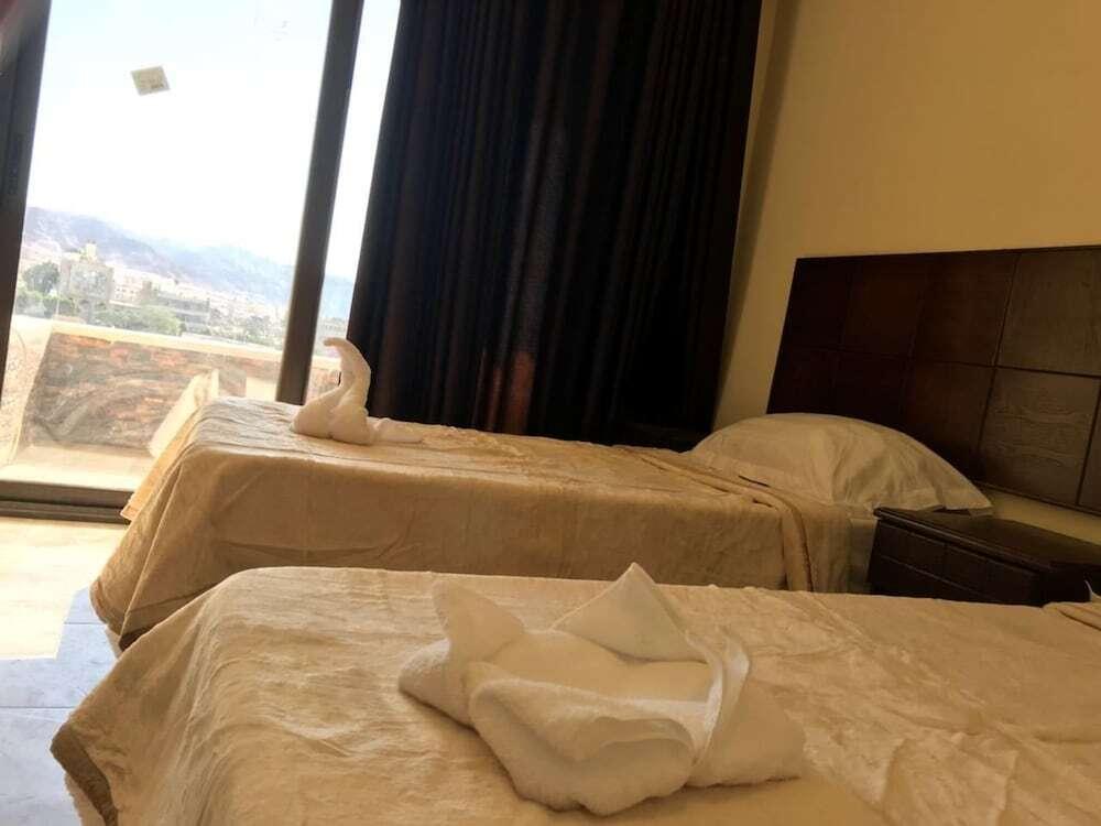 Акаба: Mass Paradise Hotel