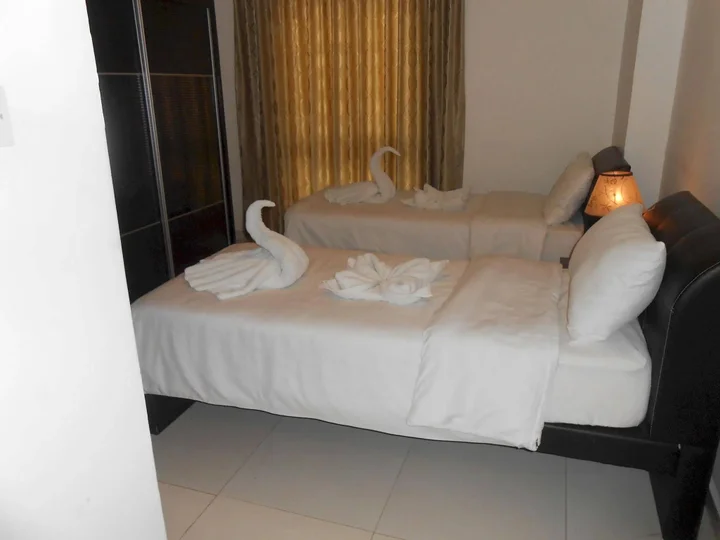 Джараш: Seven Days Hotel