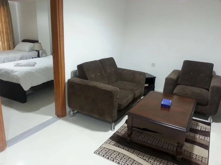 Джараш: Seven Days Hotel