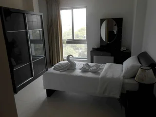 Джараш: Seven Days Hotel