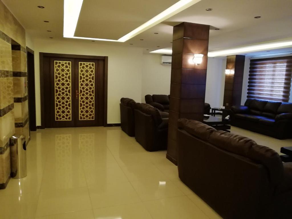 Джараш: Seven Days Hotel