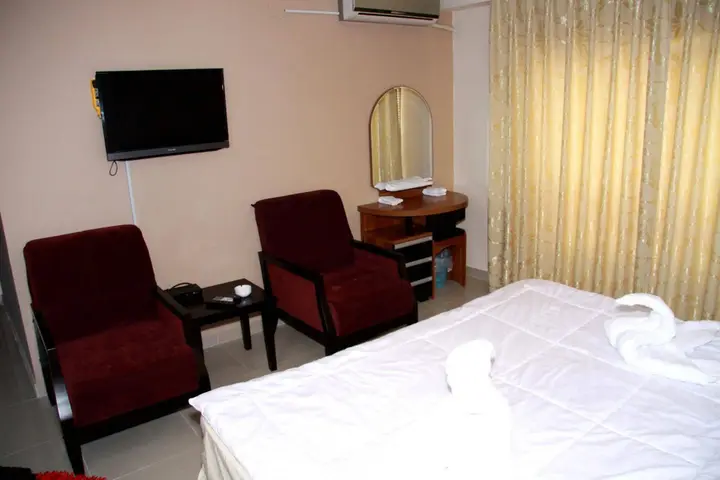 Джараш: Sedrah Hotel