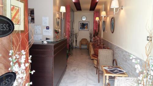 Амман: Palm Hotel Suites
