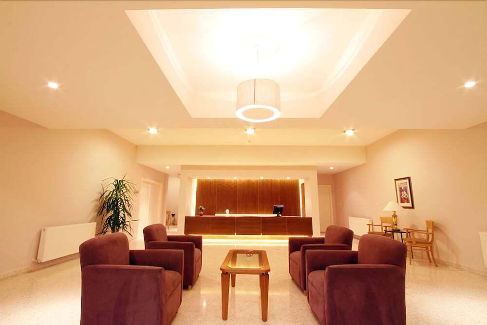 Солт: Saltus Hotel