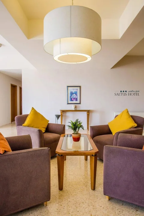 Солт: Saltus Hotel