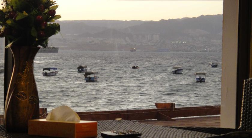 Акаба: Fos'hat Al Aqaba Furnished Apartments