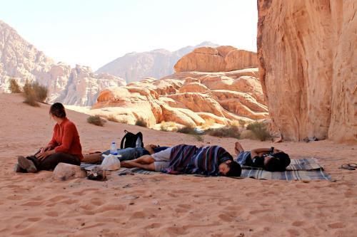 Вади-Рум: Wadi Rum Green Desert