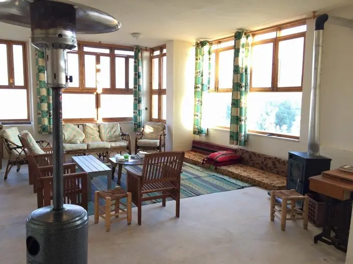 Солт: Dibeen Eco Farm House