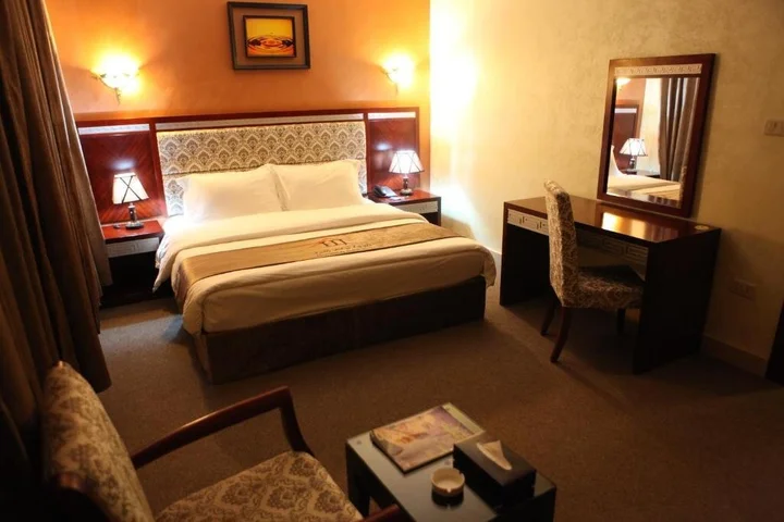 Амман: Al-Houdaj Hotel Suiets