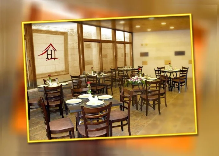 Амман: Al-Houdaj Hotel Suiets