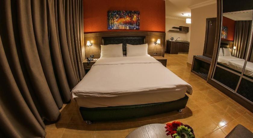 Амман: Ibiza Hotel Suites