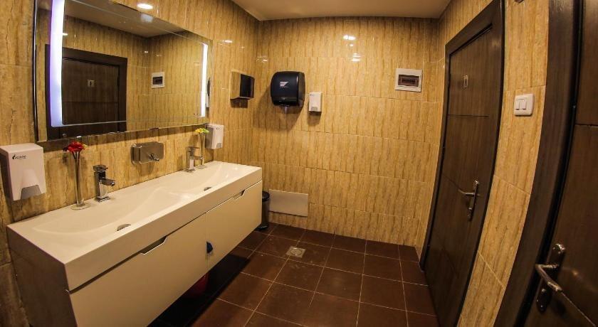 Амман: Ibiza Hotel Suites