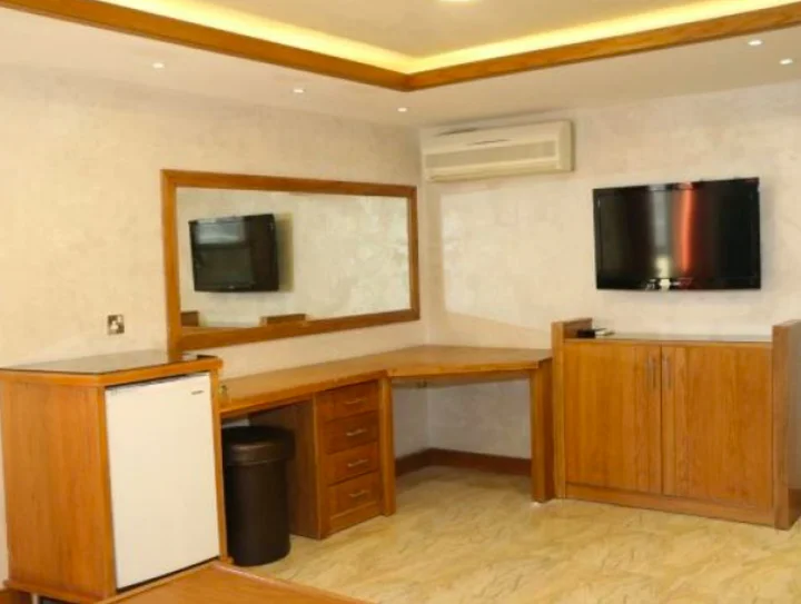 Акаба: Al Raad Hotel